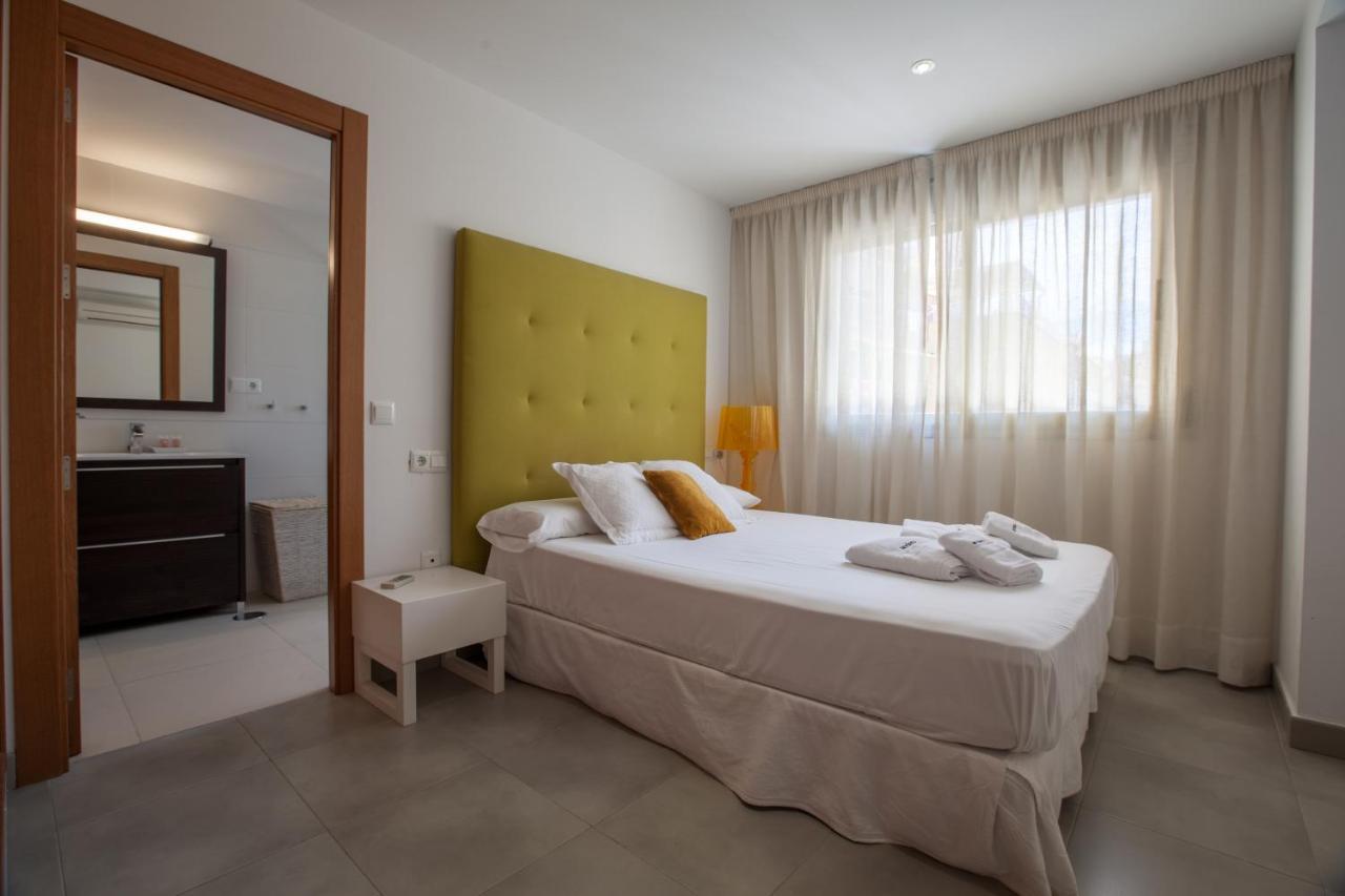 Malaga Andes 4 Beach Apartment Exterior photo