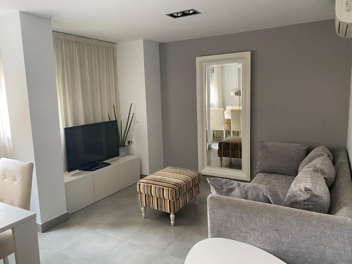 Malaga Andes 4 Beach Apartment Exterior photo