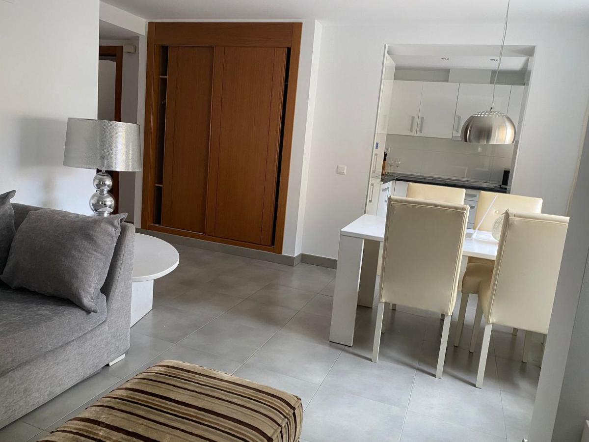 Malaga Andes 4 Beach Apartment Exterior photo