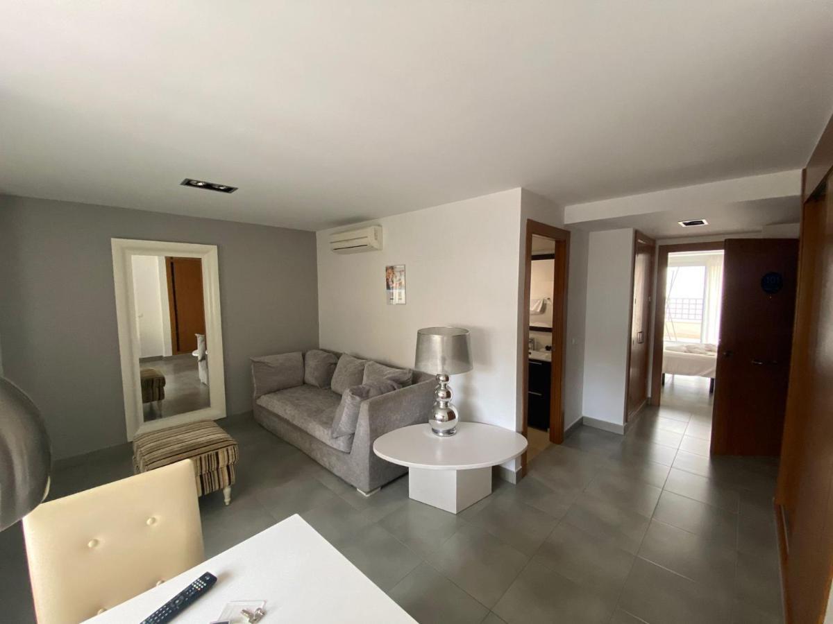 Malaga Andes 4 Beach Apartment Exterior photo